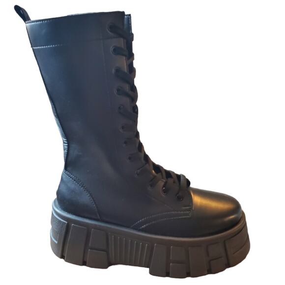 ASOS DESIGN SIZE 9 Athens chunky high lace up boots black UK SIZE 7 - Picture 2 of 7